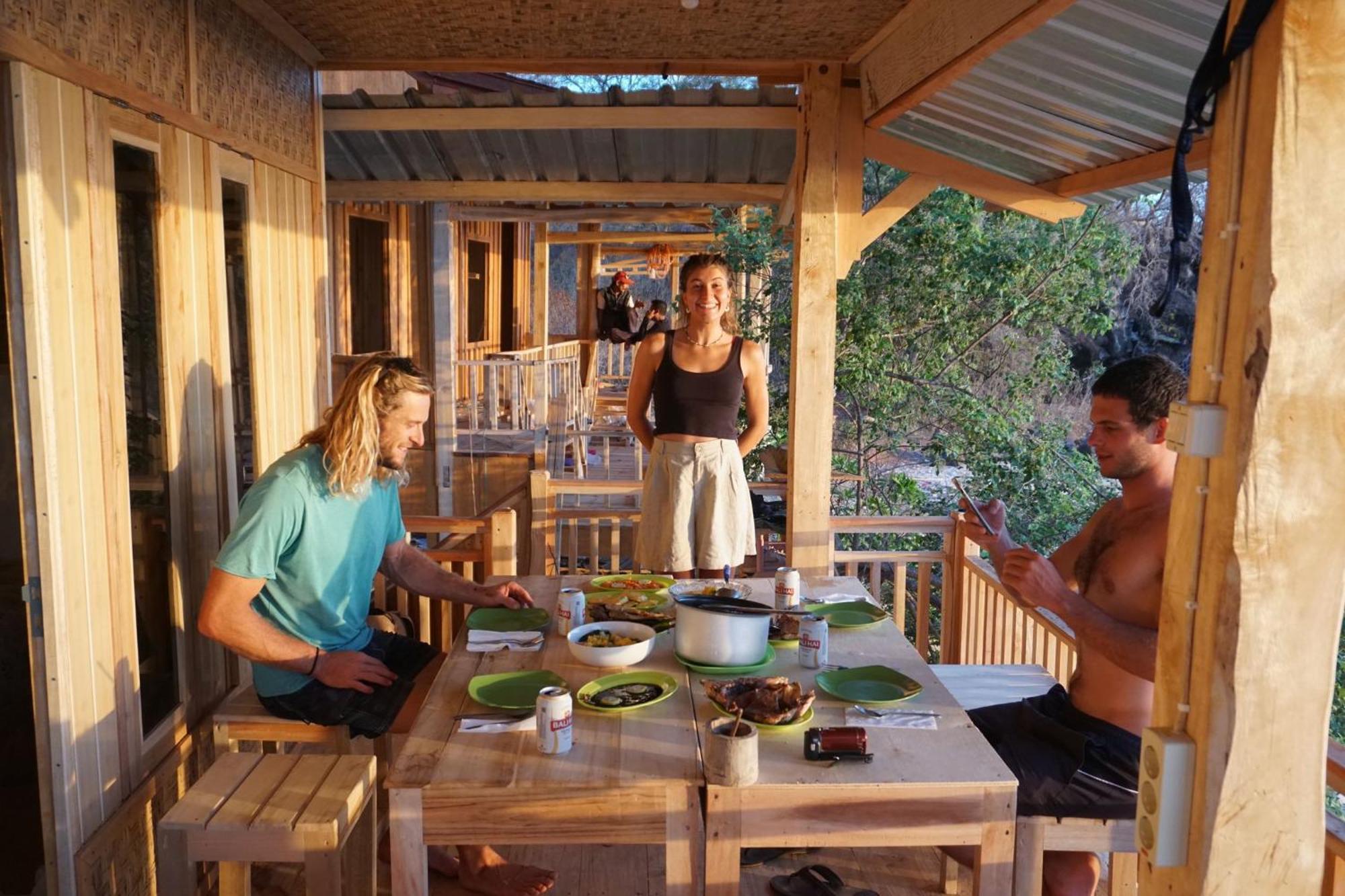Boneputeh Homestay Taliwang Oda fotoğraf